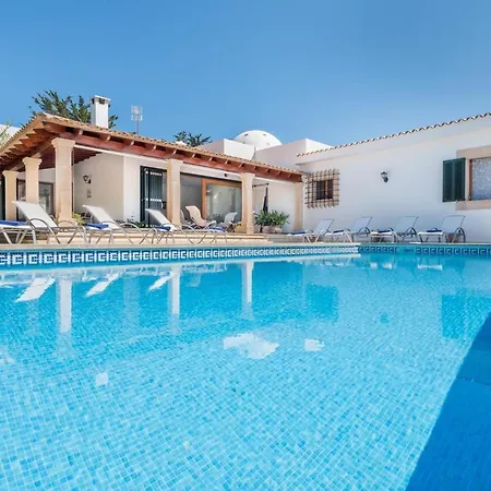 Mit Privatpool Fuer 8 Personen Ca 471 Qm In Portocolom, Mallorca Suedostkueste Von Mallorca Holiday home *